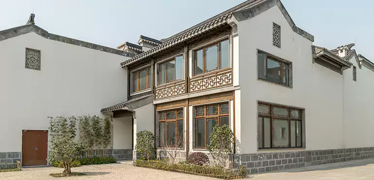 We Help Manhattan Homeowners Sell Squatter-Occupied Houses Quickly and Safely
